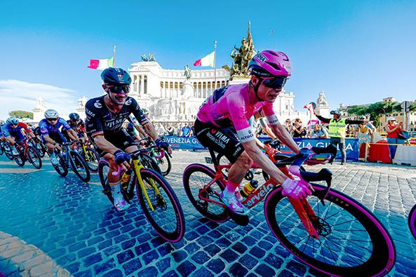 2. TVL_Giro d'Italia.jpg